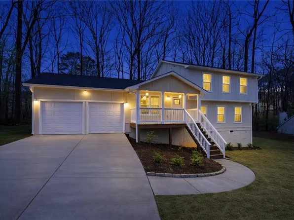 106 Bob White Dr, Stockbridge, GA 30281