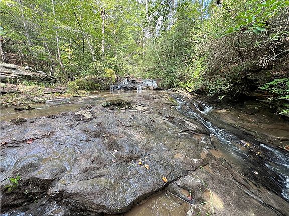 4th image of 199 Barrett Medlin Rd