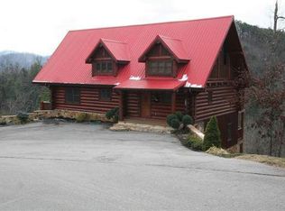 2411 Smoky Vista Way, Sevierville, TN 37862