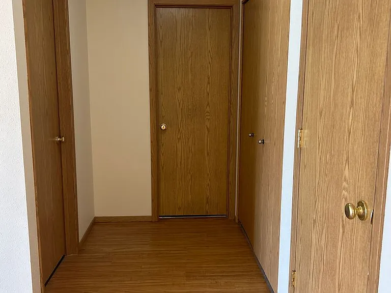 129 Villa Rd — Photo 9