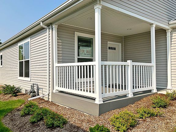 2nd image of 110 Vanderbilt Dr