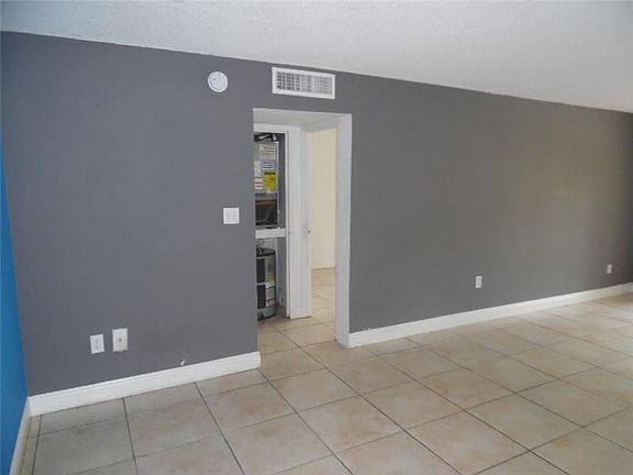 3rd image of 1800 Sans Souci Blvd APT 118