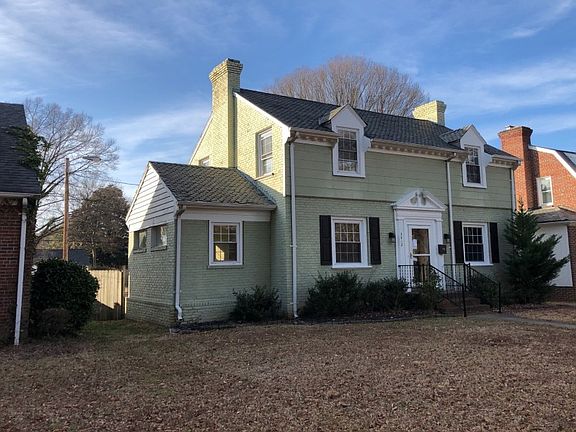 3rd image of 3412 Montrose Ave