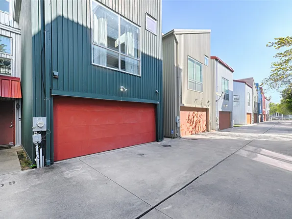 1207 Urban Lofts Dr, Dallas, TX 75215
