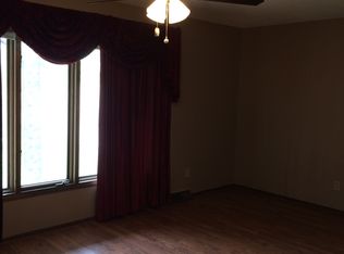 23751 Richland Rd, Waynesville, MO 65583