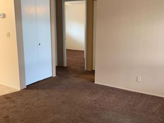 4th image of 617 Dempsey St