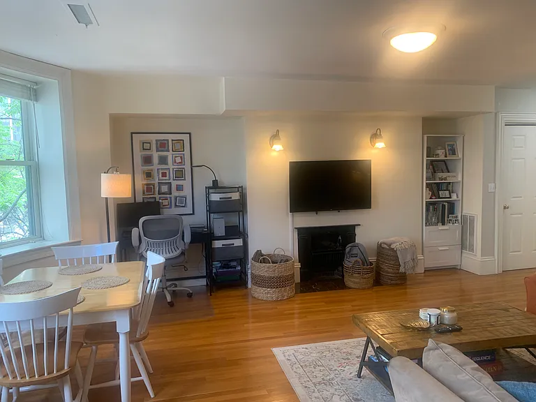 29 Bowdoin St #4 — Photo 5