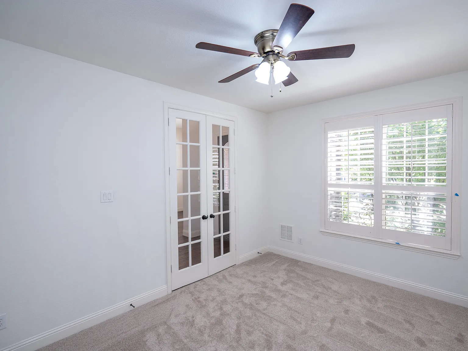 13966 Clusterberry Dr — Photo 4