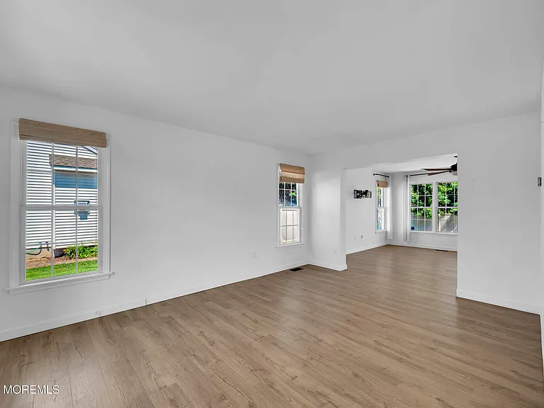 248 Compass Rd — Photo 15