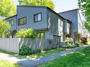 2302 Linden Ct, Poughkeepsie, NY 12603