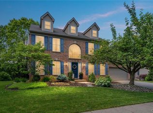 1280 Fritch Dr, Macungie, PA 18062