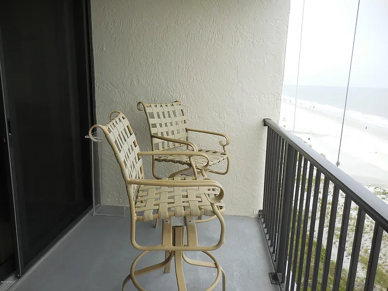 1301 S 1st St #906 — Photo 2