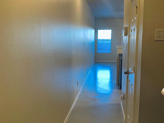 3rd image of 10706 Mathom Lndg APT 2
