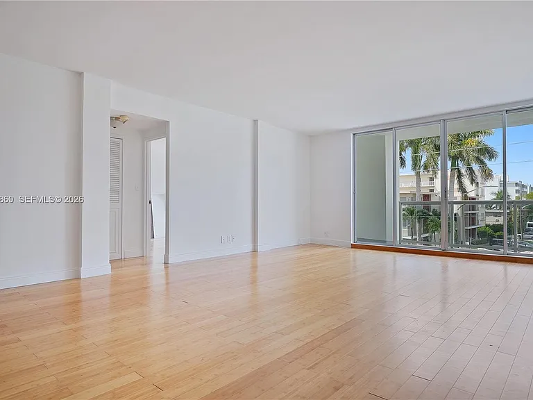 9381 E Bay Harbor Dr #301N — Photo 16