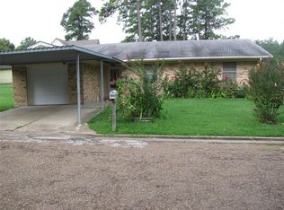 100 Robert Ave, Livingston, TX 77351