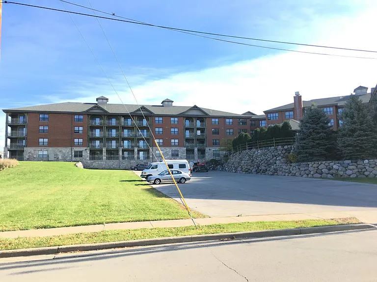 100 E Main St #323 — Photo 10