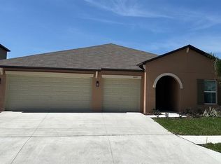 4039 Capri Coast Dr, Plant City, FL 33565