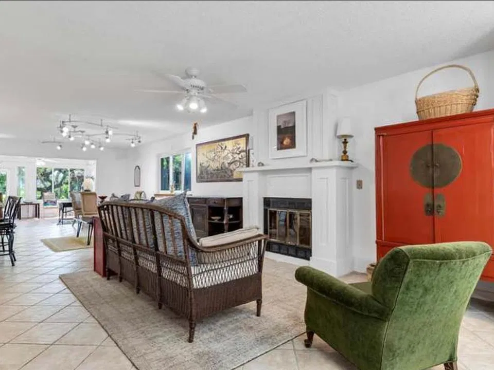 2023 S Flagler Ave