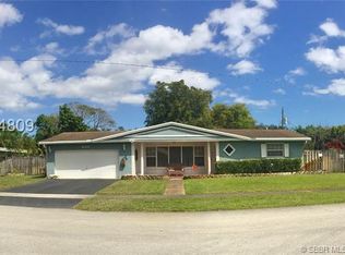 600 Ridgewood Ln, Plantation, FL 33317