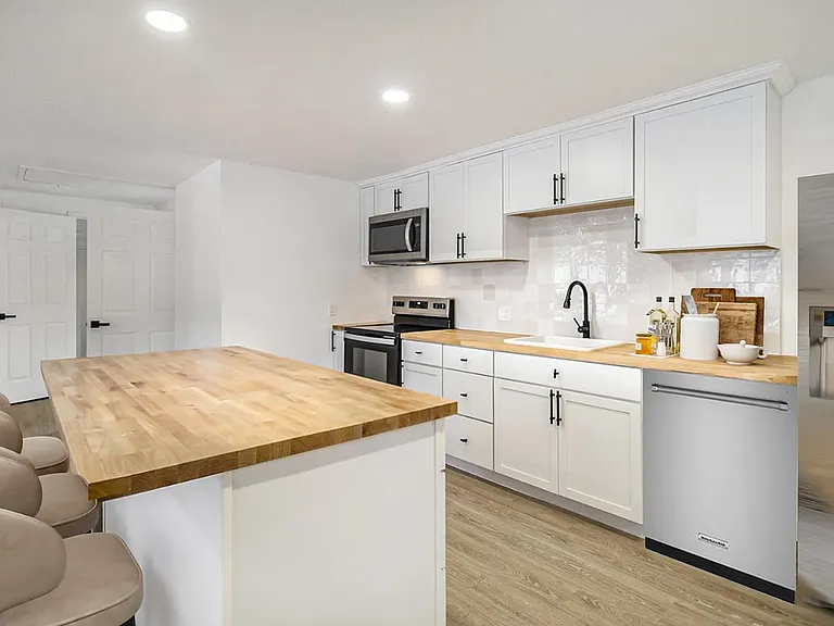 54405 Northern Ave — Photo 4