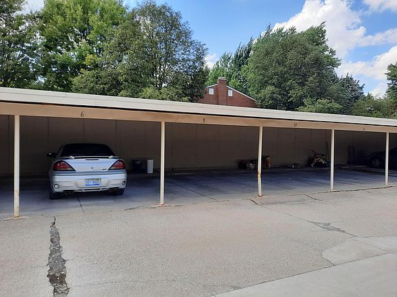 3rd image of 42184 Toddmark Pl APT 5