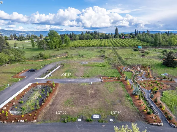 1112 Barone Ln, Hood River, OR 97031