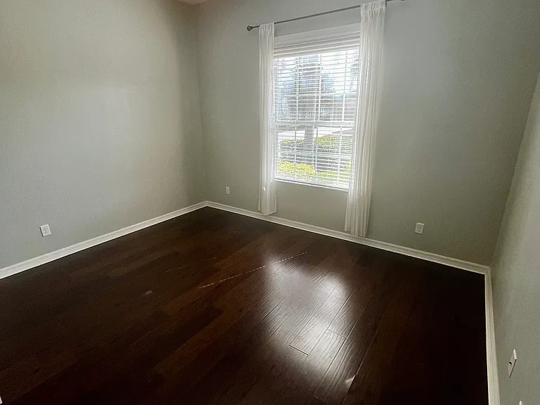 4726 Claremont Park Dr — Photo 31