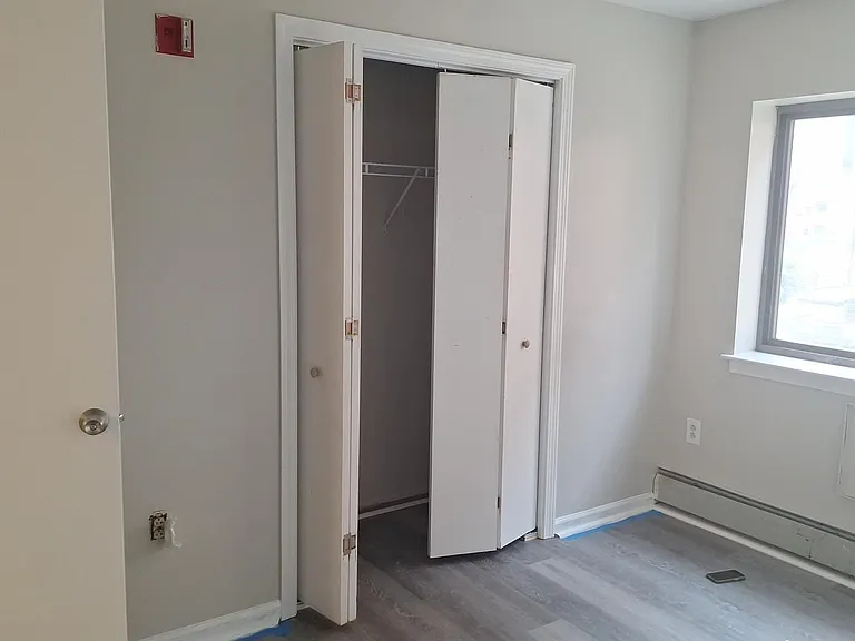 170 Seymour St — Photo 12