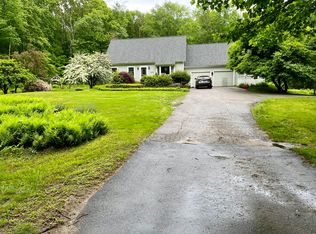 8 Windrush Ln, Andover, CT 06232