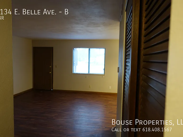 2134 E Belle Ave #B — Photo 2