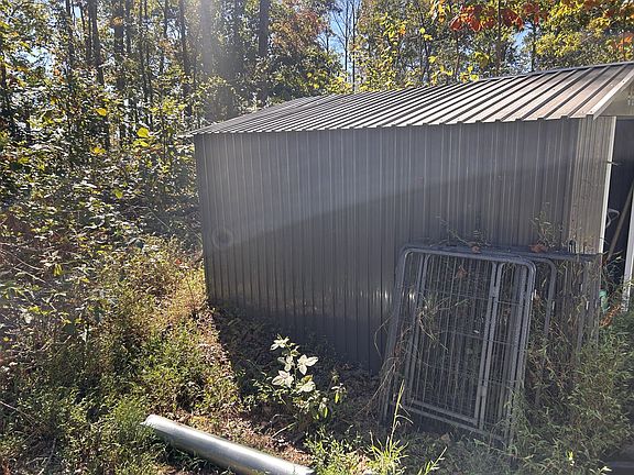 5th image of 156 Virgil Deckard Rd
