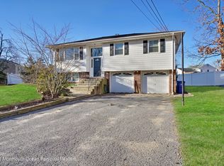 30 Norwood Dr, Toms River, NJ 08755