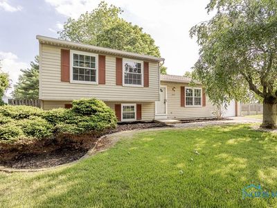 2551 Eden East Dr, Northwood, OH, 43619