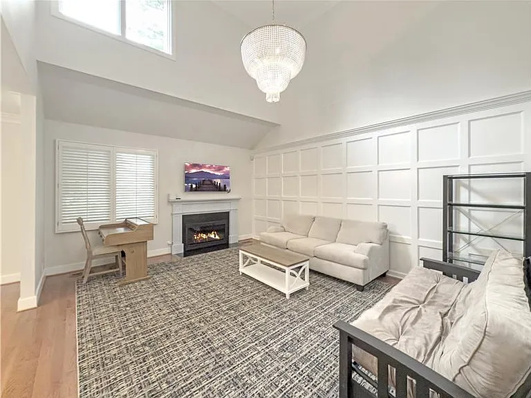42 Greythorne Woods Cir — Photo 7