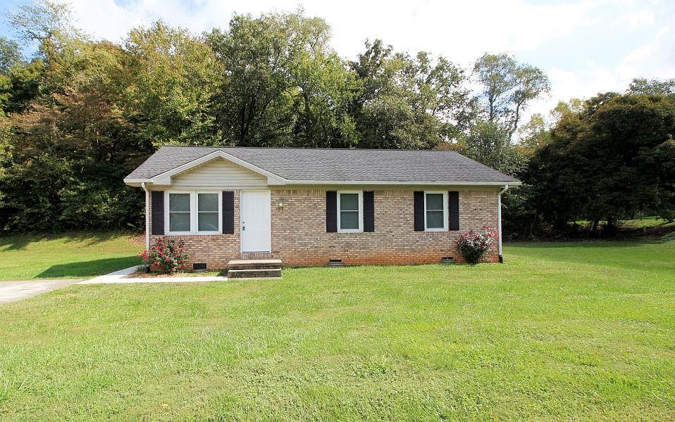 1st image of 146 Lynns Dr