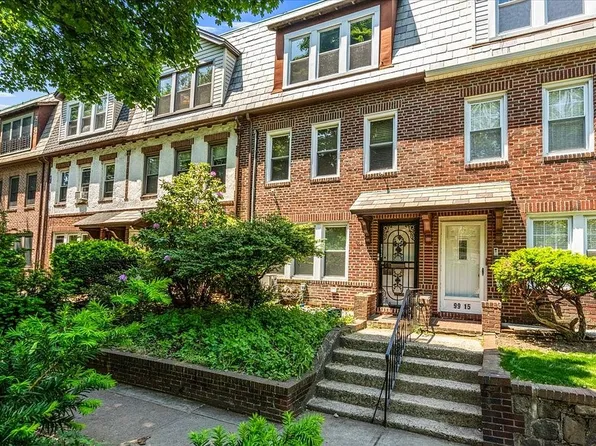 9913 Ascan Ave, Forest Hills, NY 11375