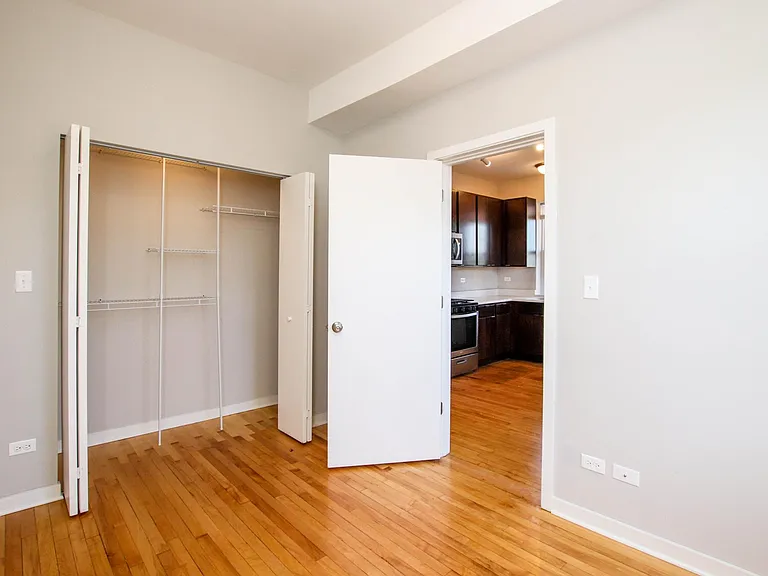 3644 W Diversey Ave #2R — Photo 12