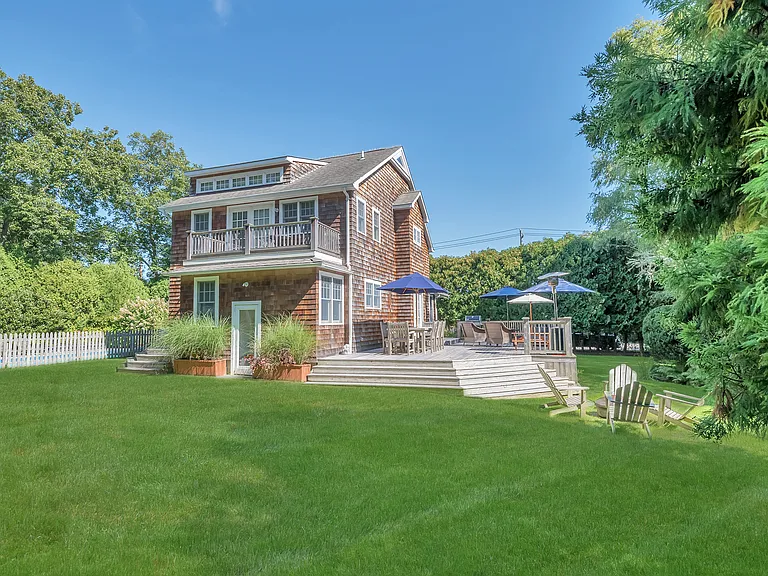 39 Miller Ln W — Photo 18