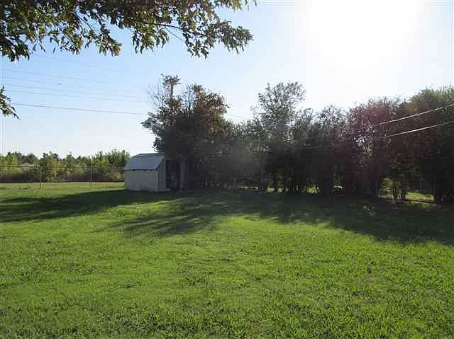 2nd image of 32 Lawrence 446