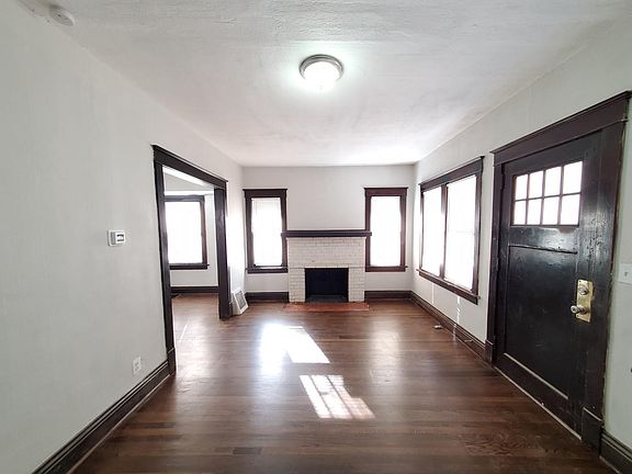 3rd image of 345 Spruce Ave