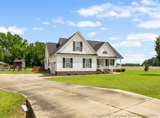 5616 Royal Pines Cir, Wade, NC 28395