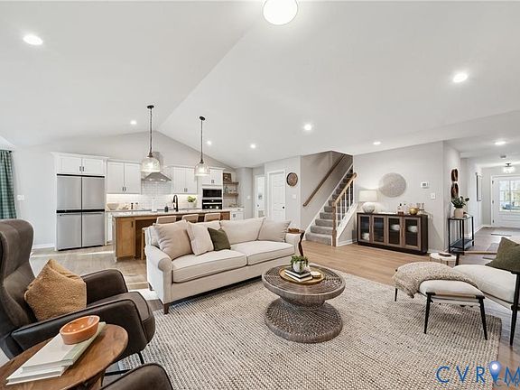 4th image of 8961 Emily Jane Pl
