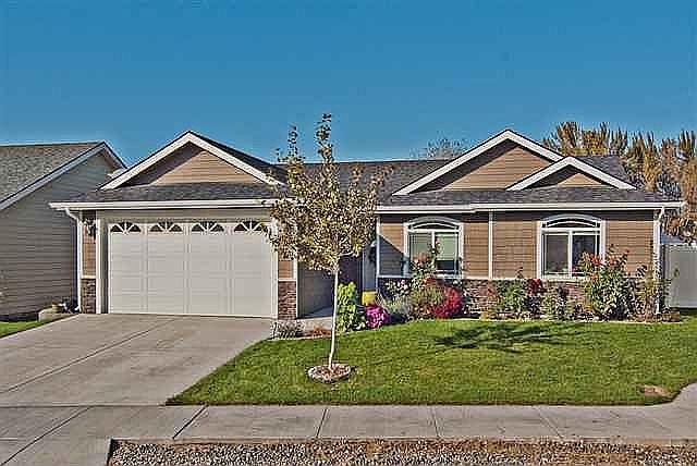 1st image of 629 SE Kiwanis Dr