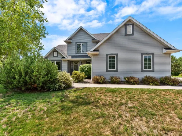 235 West Redding CIRCLE, Belgium, WI 53004