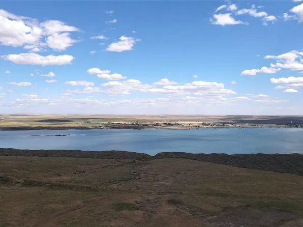 210 Banks Lake Road #99115, Coulee City, WA 99115