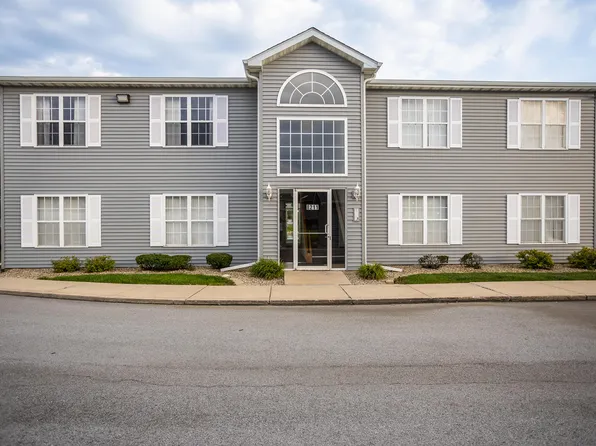 8211 Lincoln Cir APT A, Merrillville, IN 46410