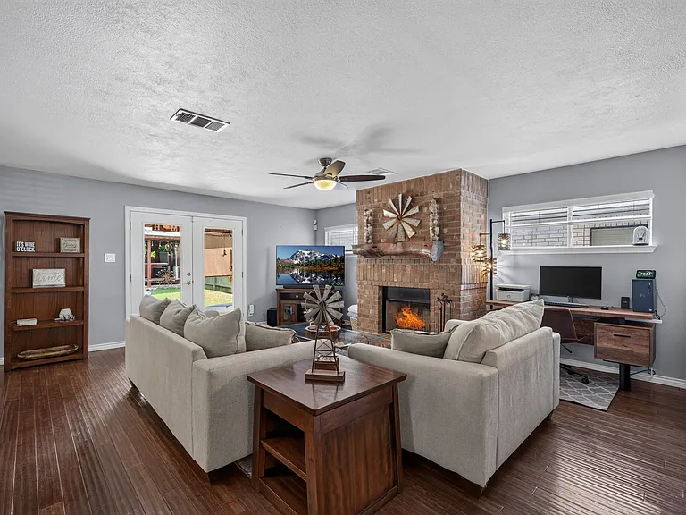 18634 Creekside Pass — Photo 5