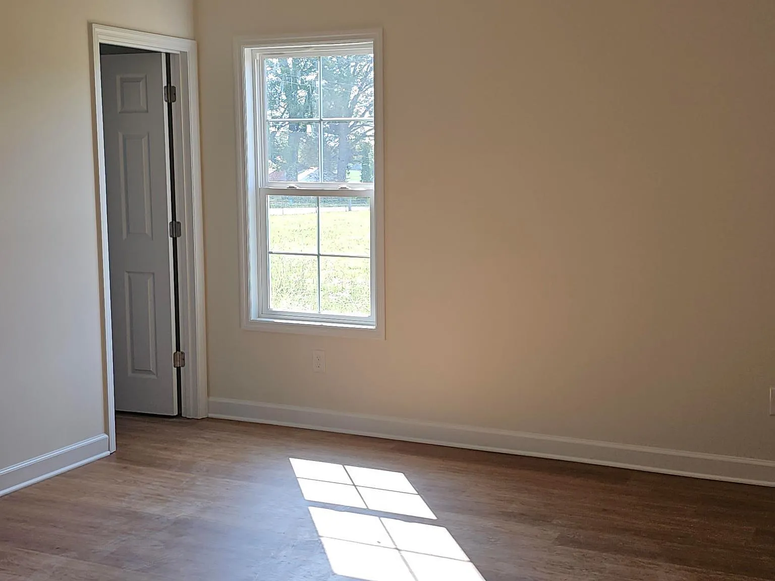 323 Tulip Poplar Ct — Photo 4