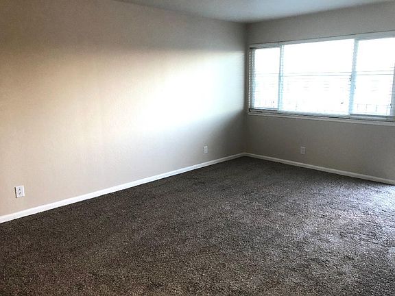4th image of 142 Santa Lucia Ave APT 6
