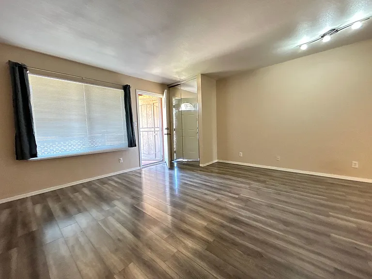 14203 N 19th Ave #1043 — Photo 2